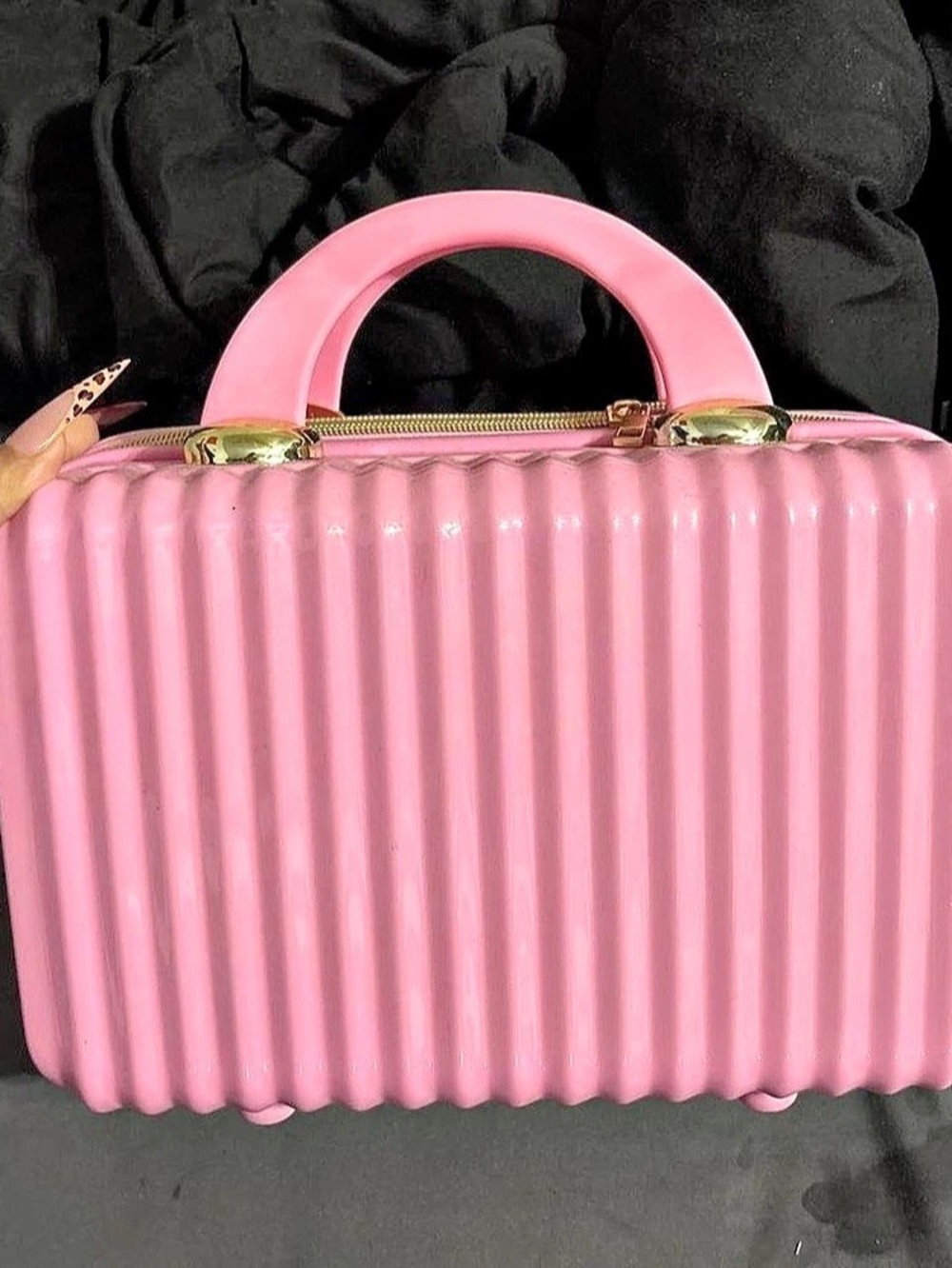Pink Ribbed Hardshell Cosmetic Case
